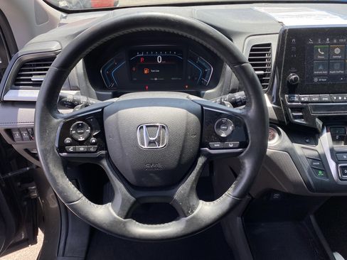 Used 2018 Honda Odyssey EX-L image 12