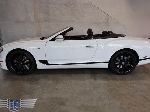 Used 2021 Bentley Continental GT V8 AWD/4WD image 48