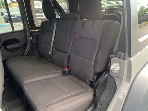 Used 2023 Jeep Wrangler Unlimited w/ Cold Weather Group AWD/4WD image 25
