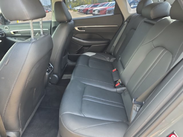 Used 2023 Hyundai Sonata Limited FWD image 11