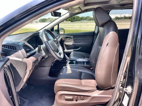 Used 2020 Honda Odyssey Touring image 11