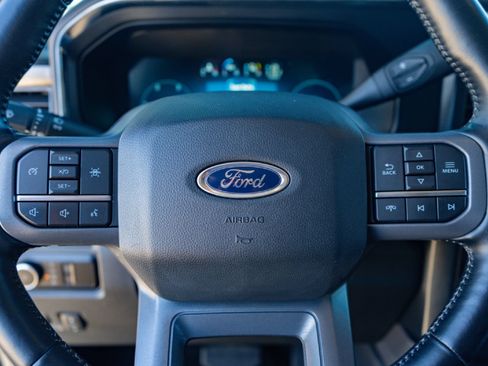 Used 2023 Ford F250 Lariat w/ Tow Technology Package AWD/4WD image 11