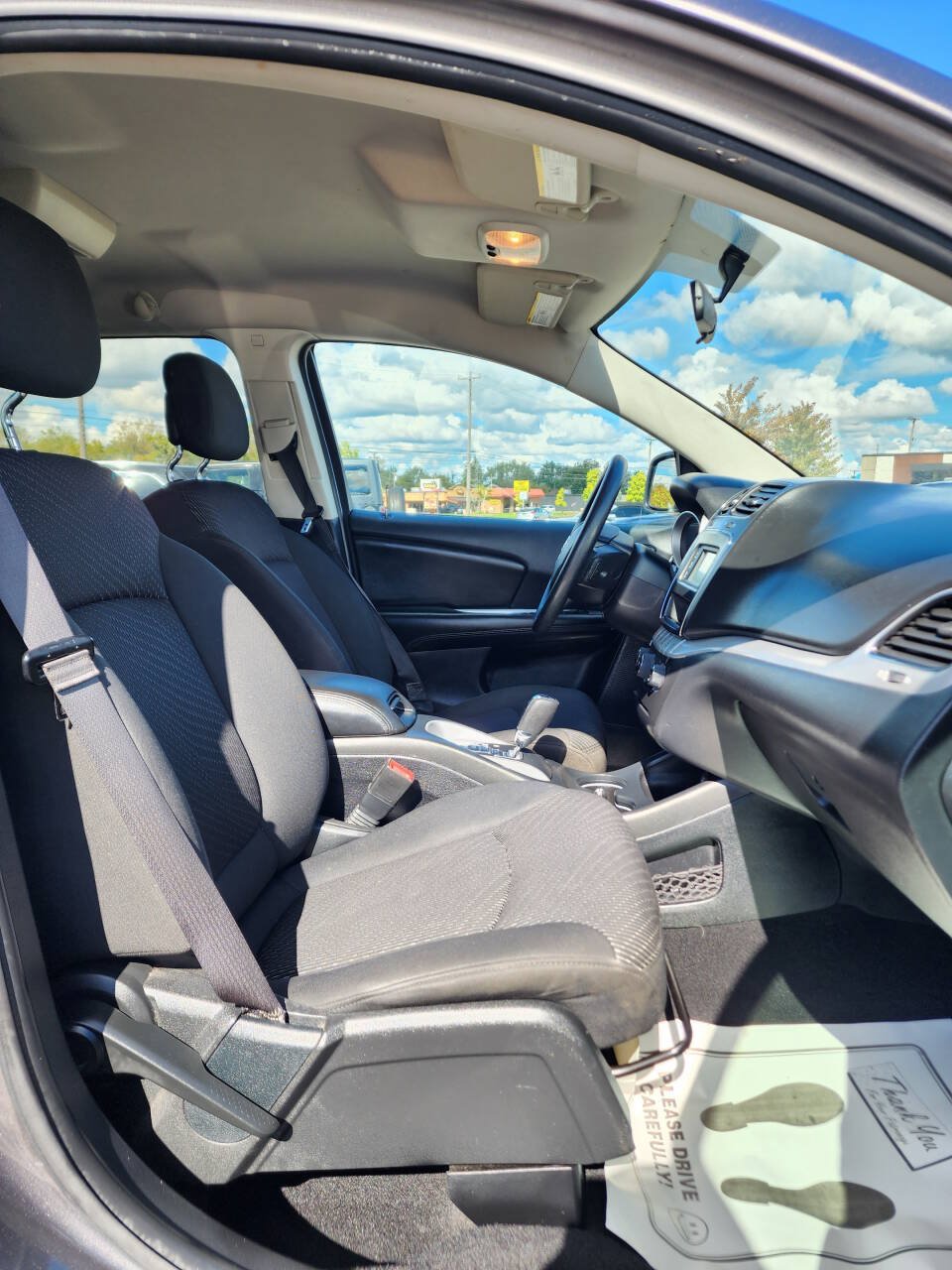 Used 2017 Dodge Journey SE w/ Flexible Seating Group FWD image 18