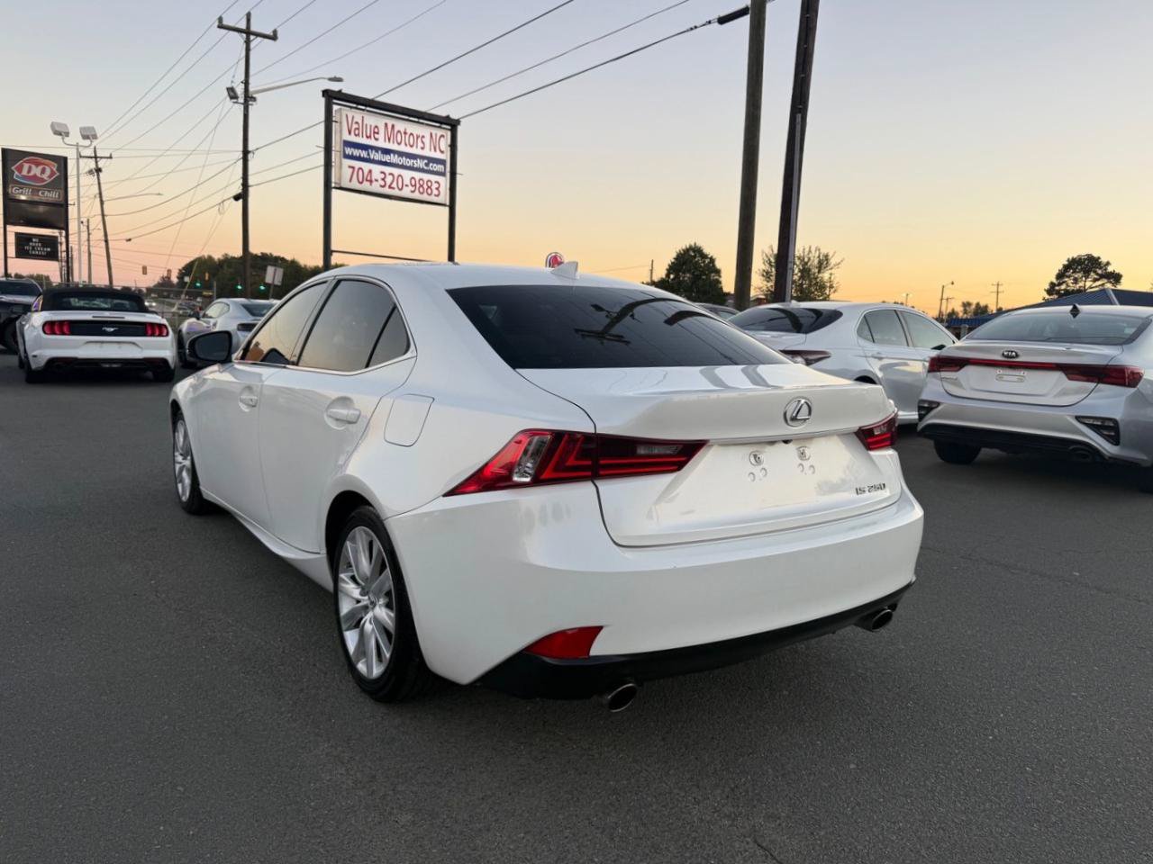 Used 2015 Lexus IS 250 RWD image 4