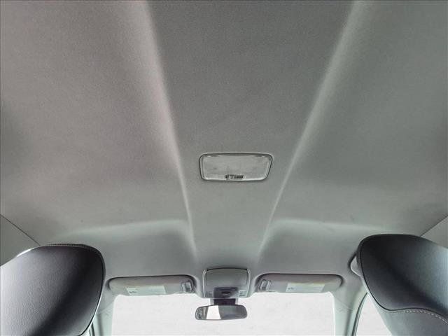 Used 2018 Toyota Camry LE FWD image 18