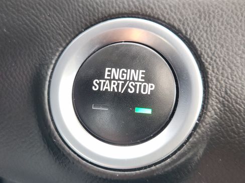 Used 2020 GMC Terrain Denali w/ Denali Premium Package AWD/4WD image 23