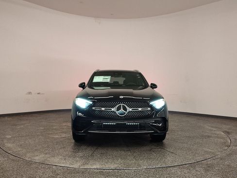 Used 2026 Mercedes-Benz GLC 300 image 6