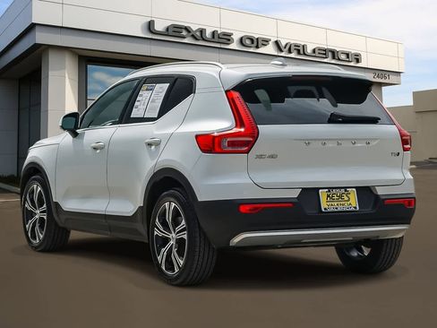 Used 2022 Volvo XC40 T5 Inscription w/ Advanced Package AWD/4WD image 4