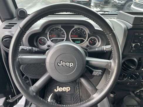 Used 2007 Jeep Wrangler Unlimited Sahara image 34