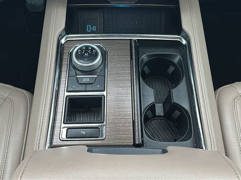 Used 2024 Ford Expedition Max Limited image 28