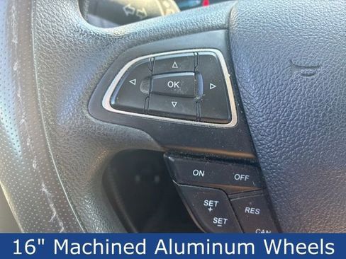 Used 2016 Ford Focus SE FWD image 16