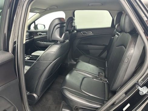 Used 2024 Kia Sportage EX AWD/4WD image 25