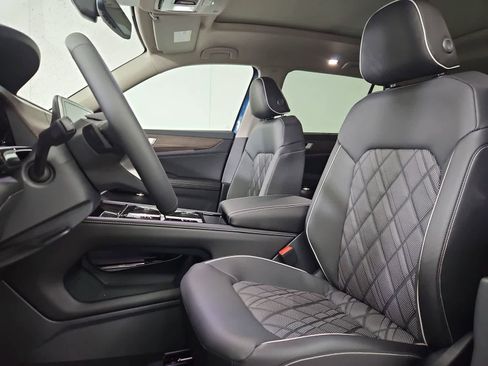 New 2026 Volkswagen Atlas SEL Premium R-Line AWD/4WD image 16