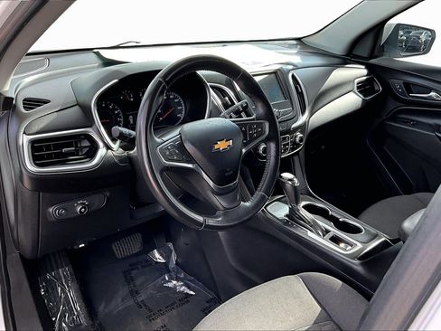 Used 2018 Chevrolet Equinox LT image 11