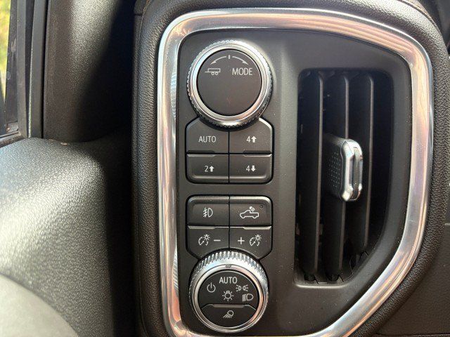 Used 2021 GMC Sierra 2500 AT4 w/ AT4 Preferred Package AWD/4WD image 7