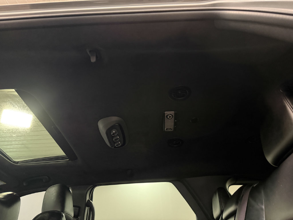 Used 2022 Dodge Durango R/T w/ Tow 'N Go Package AWD/4WD image 51