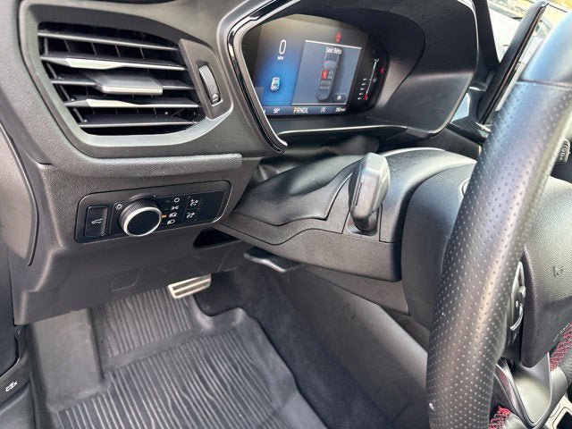 Used 2024 Ford Escape ST-Line w/ Tech Pack #1 AWD/4WD image 23