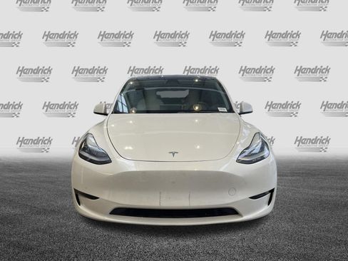Used 2023 Tesla Model Y Long Range AWD/4WD image 3