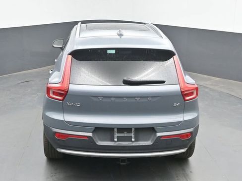 Used 2023 Volvo XC40 B4 Ultimate FWD image 24