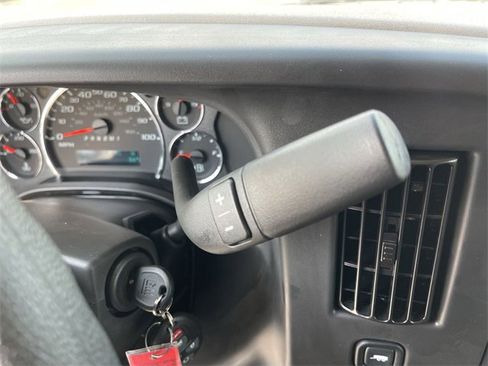 New 2025 GMC Savana 2500 Extended w/ Enhanced Convenience Package image 14