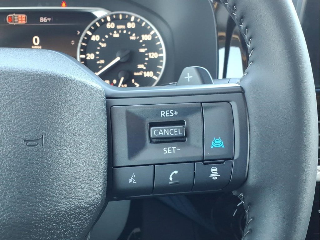 Used 2026 Nissan Pathfinder SV FWD image 24