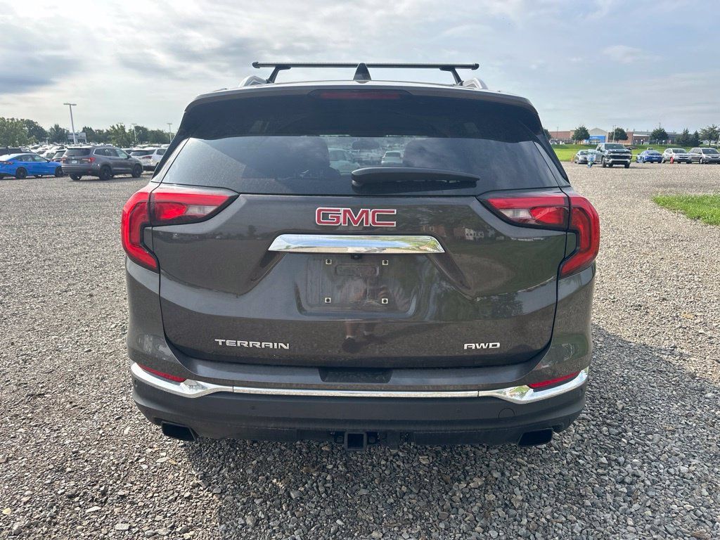 Used 2019 GMC Terrain SLT w/ Preferred Package AWD/4WD image 9