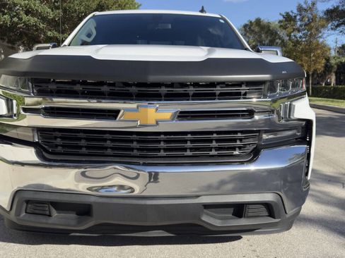 Used 2019 Chevrolet Silverado 1500 LT w/ All-Star Edition image 2