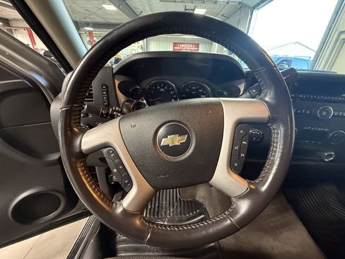 Used 2008 Chevrolet Silverado 2500 LT w/ 1LT Convenience Package image 23