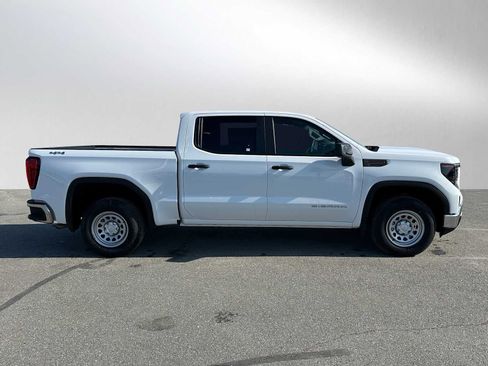 New 2026 GMC Sierra 1500 Pro image 2