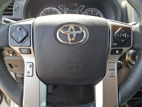 Used 2022 Toyota 4Runner Limited AWD/4WD image 14
