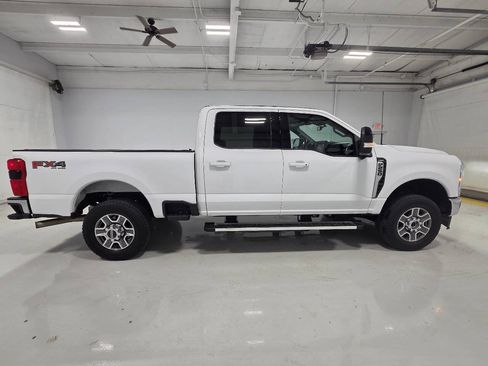 Used 2024 Ford F250 Lariat w/ FX4 Off-Road Package AWD/4WD image 11