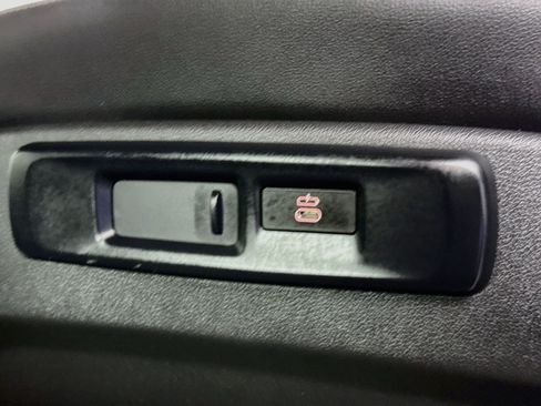 Used 2021 BMW X5 sDrive40i w/ Premium Package RWD image 42