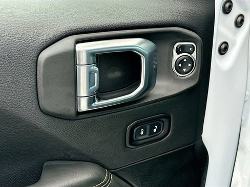 New 2026 Jeep Gladiator Sport AWD/4WD image 13