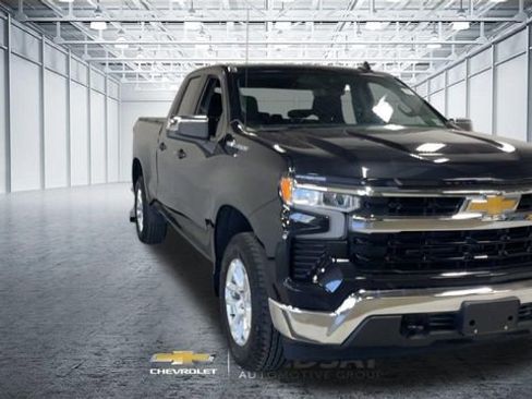 Used 2023 Chevrolet Silverado 1500 LT image 4