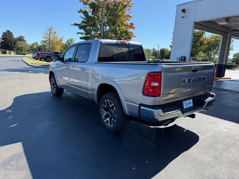 New 2026 RAM 1500 Laramie AWD/4WD image 7