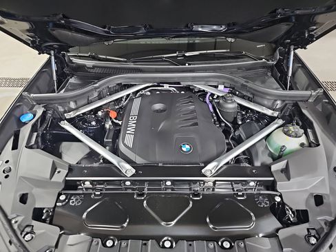 New 2026 BMW X5 xDrive40i w/ M Sport Package image 32