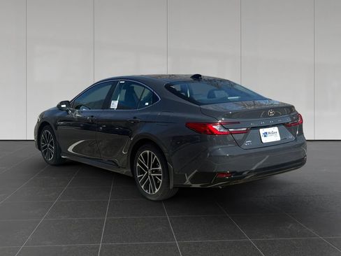Used 2026 Toyota Camry XLE w/ Premium Plus Package AWD/4WD image 3