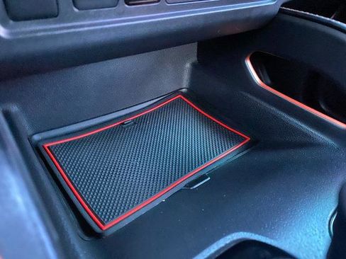 Used 2025 Nissan Frontier PRO-4X image 22