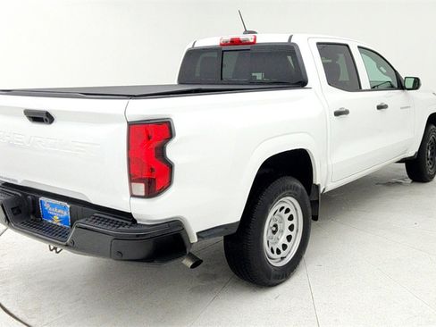 Certified 2024 Chevrolet Colorado W/T w/ WT Convenience Package II image 7