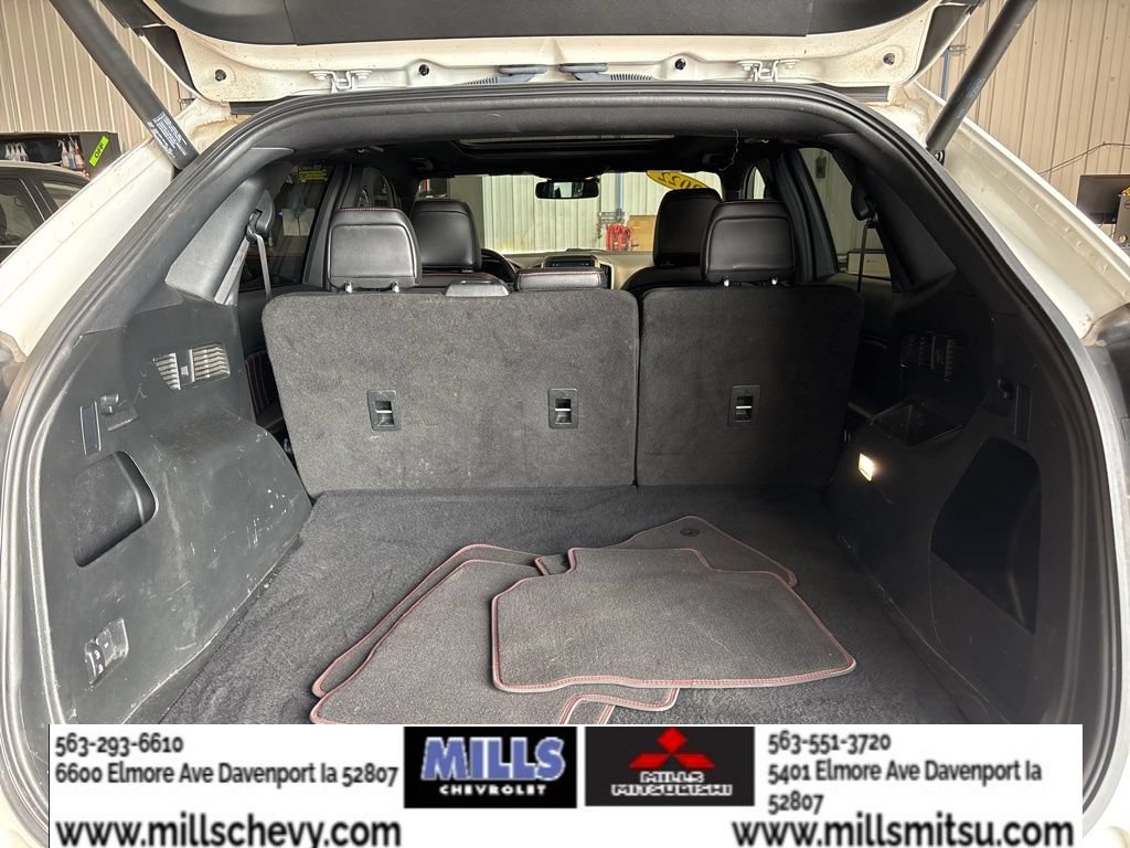 Used 2022 Ford Edge ST-Line w/ Cold Weather Package AWD/4WD image 14