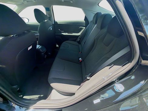 New 2026 Hyundai Elantra SE FWD image 17