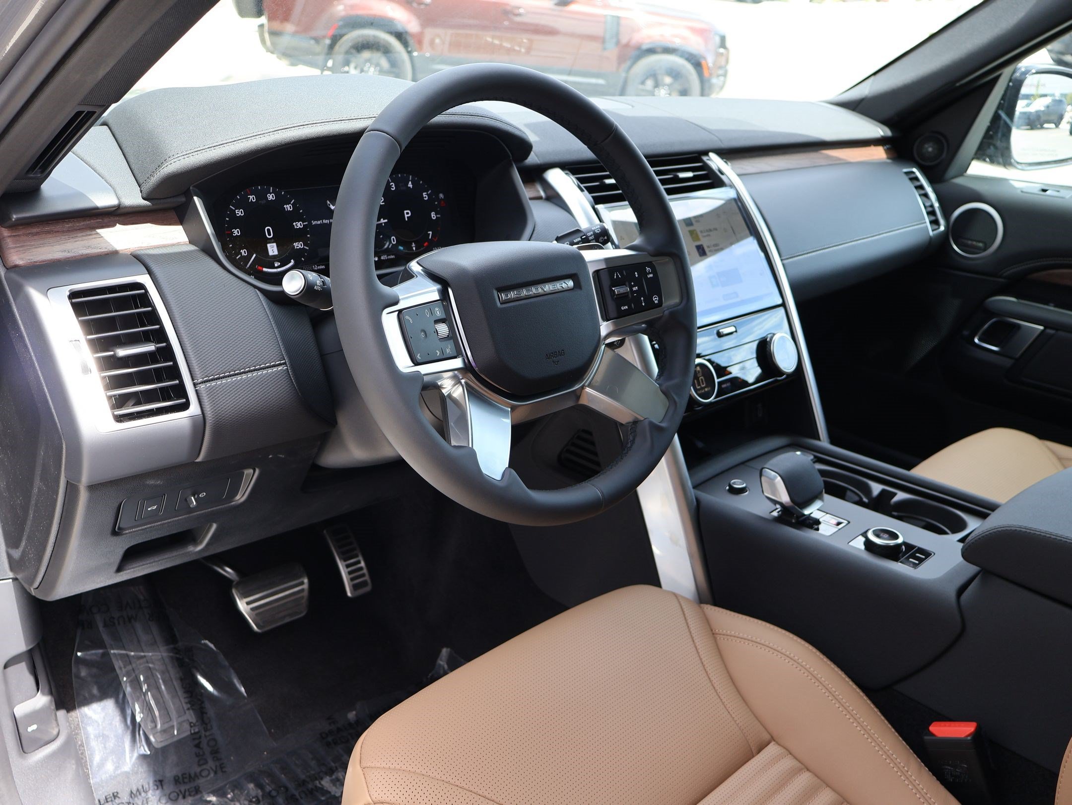 New 2026 Land Rover Discovery Dynamic SE AWD/4WD image 13