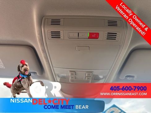 Used 2025 Volkswagen Taos SE image 26