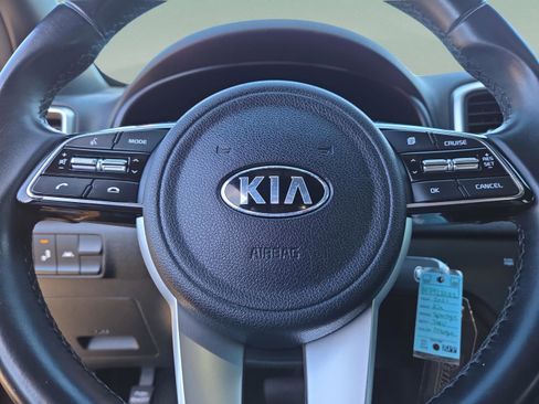 Used 2021 Kia Sportage S image 10