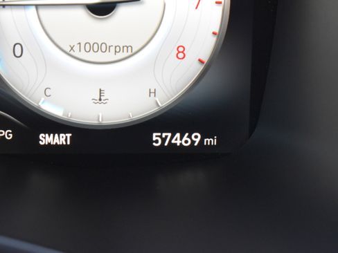 Used 2021 Hyundai Santa Fe Limited image 30