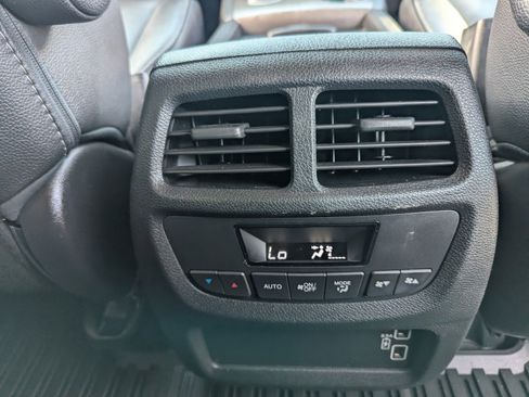 Used 2022 Honda Pilot Special Edition image 16