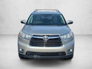 Used 2015 Toyota Highlander XLE video 2