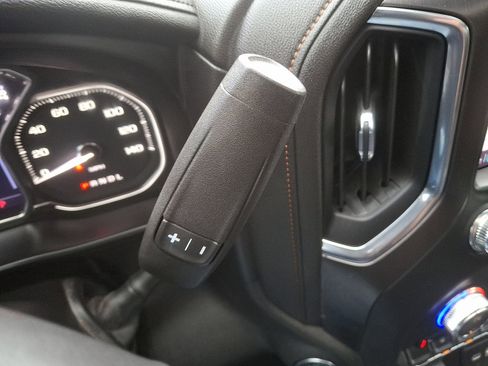 Used 2020 GMC Sierra 2500 AT4 w/ AT4 Premium Package image 15