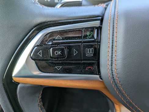 Used 2025 Jeep Grand Cherokee Summit AWD/4WD image 27
