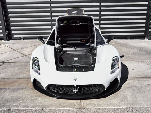 Used 2023 Maserati MC20 Coupe RWD image 18